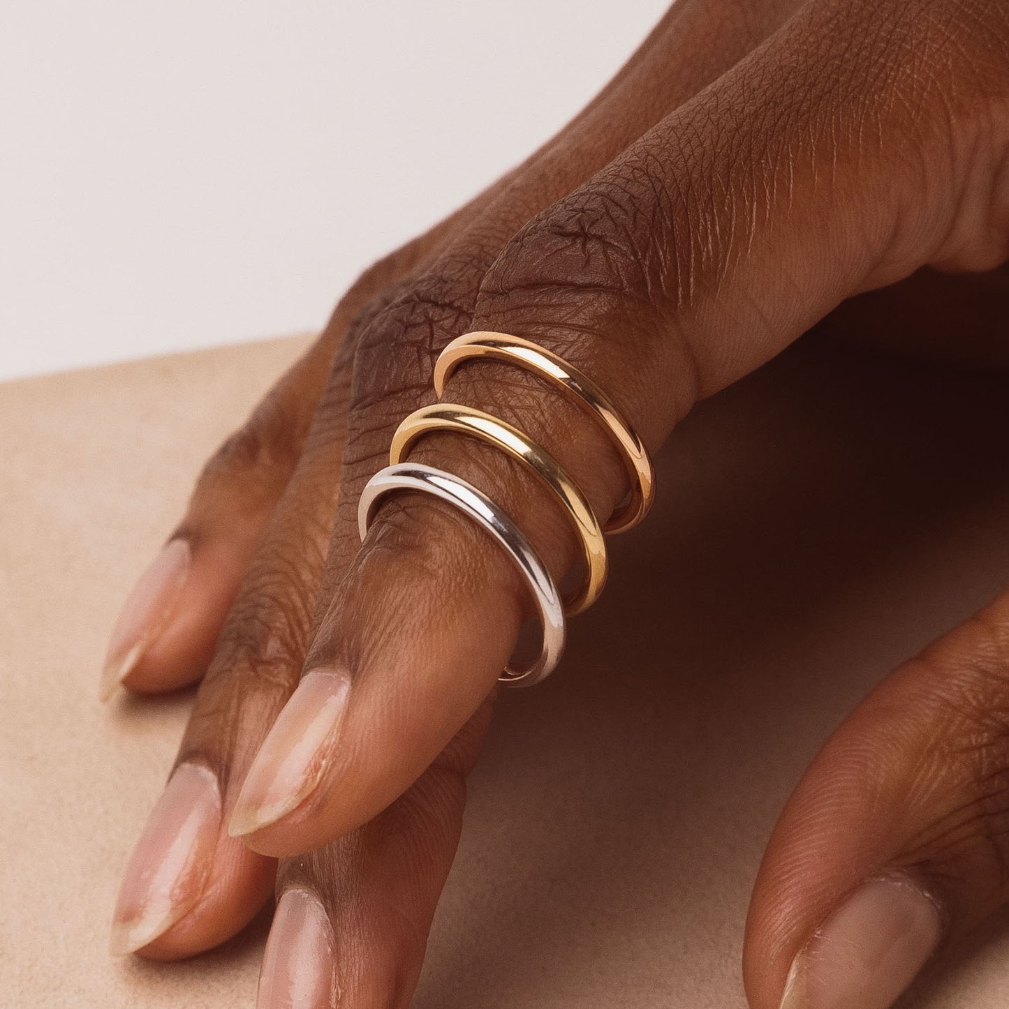 Round Gold Band
