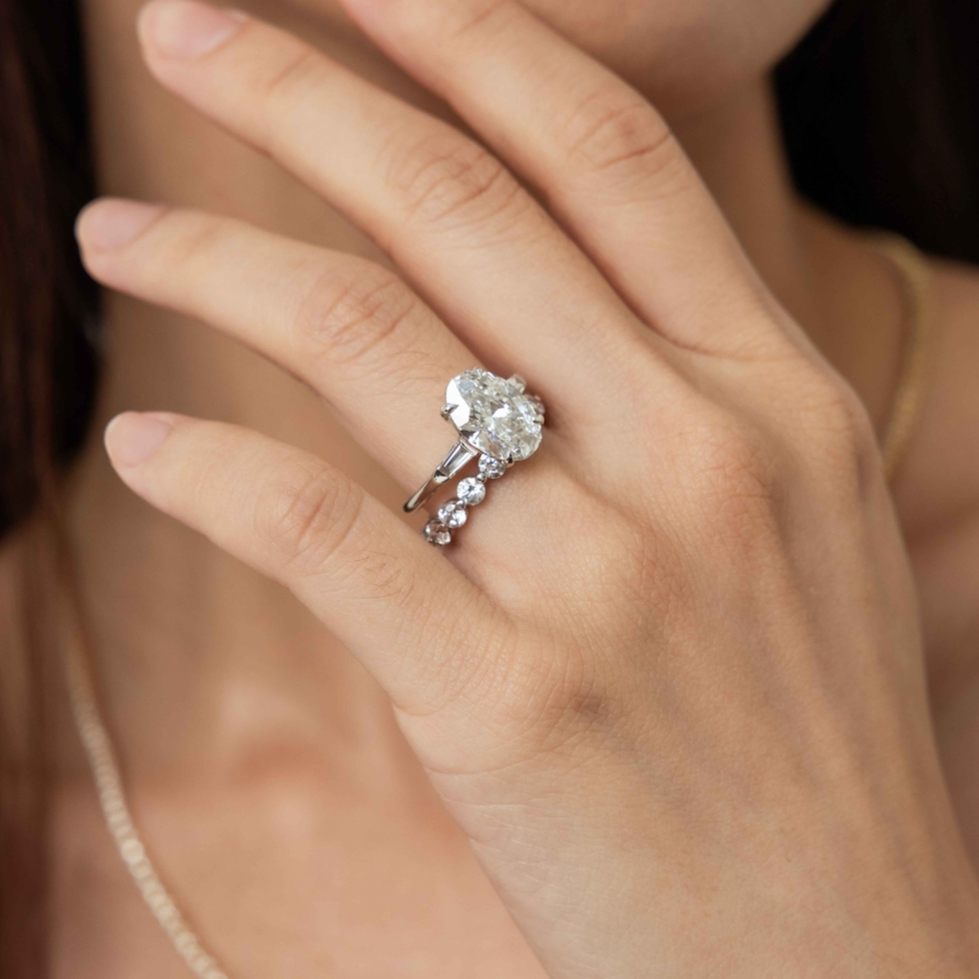 Single Prong Round Eternity Diamond Band