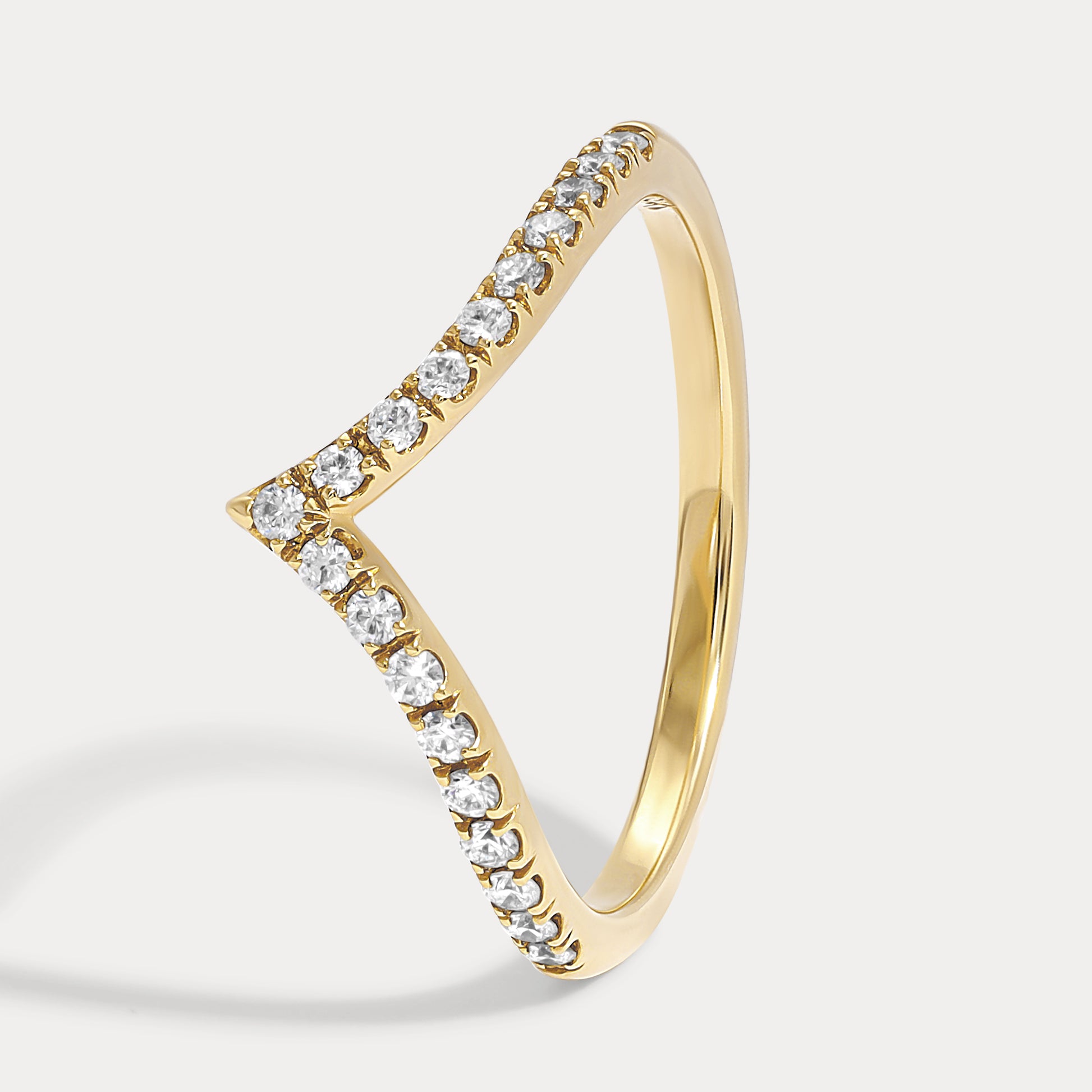 V-Shaped U-Pavé Diamond Band